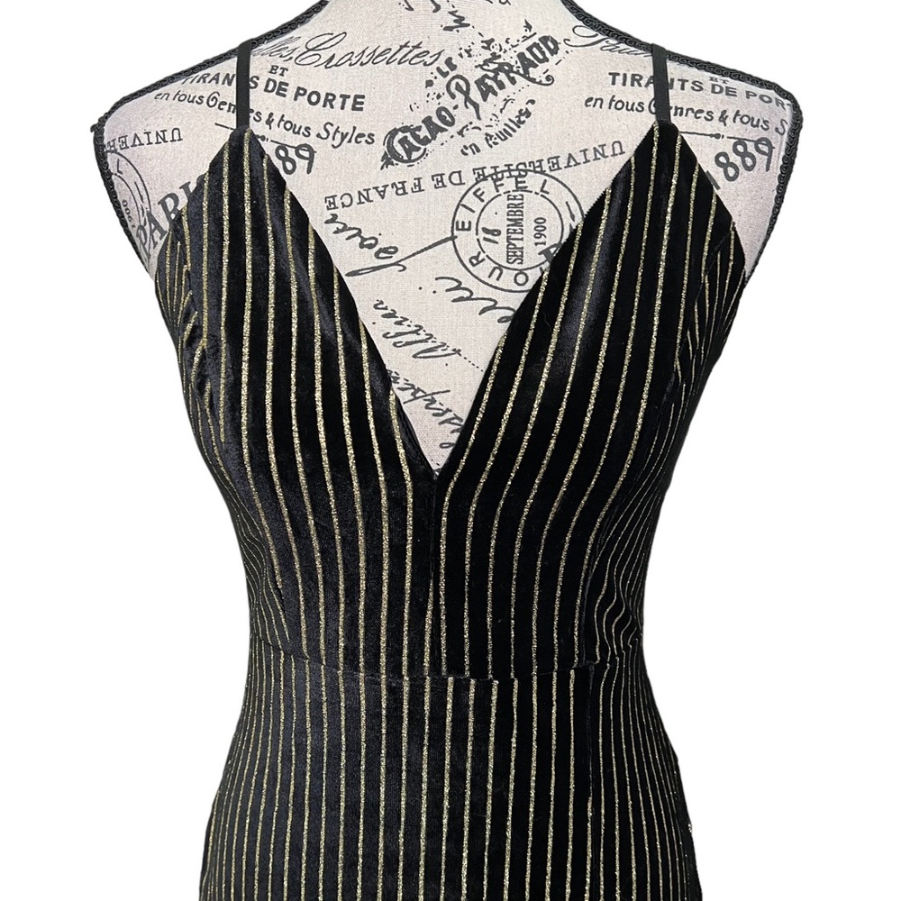 Akira Dress - Picture 4 of 10
